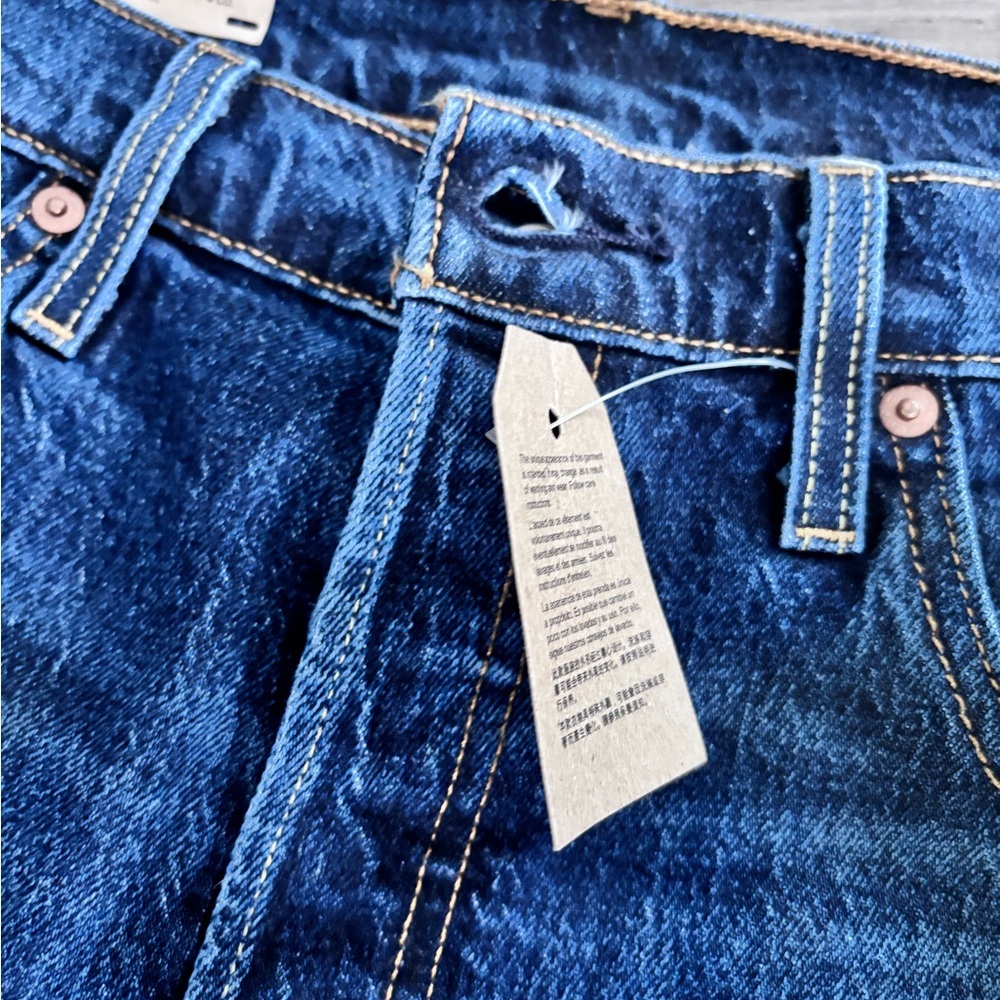 Levi's High Rise Blue Denim Shorts - Picture 3 of 7